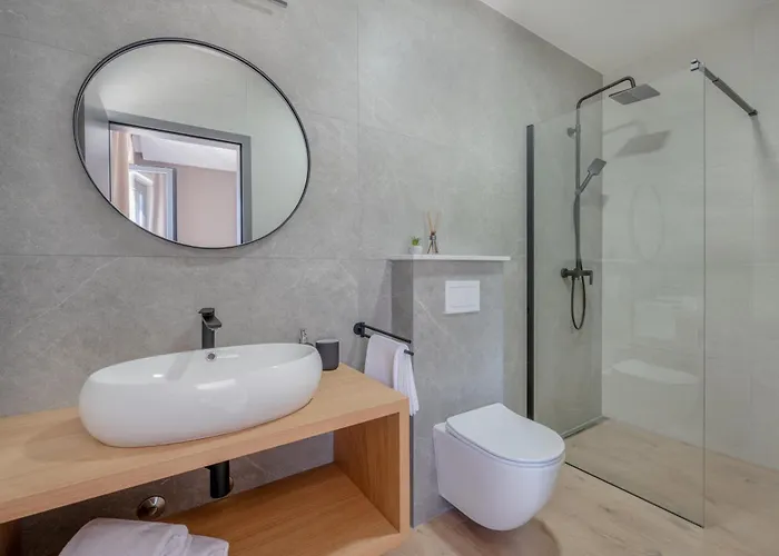 Villa Kalea With Pool, And Jacuzzi VeliGolji