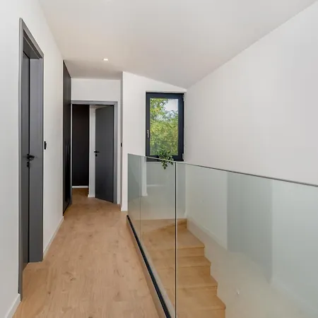 Kalea With Pool, And Jacuzzi Villa *