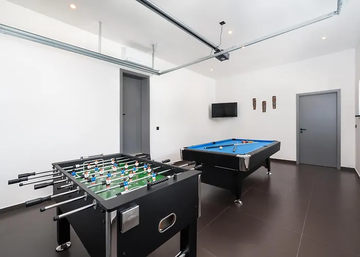 Kalea With Pool, And Jacuzzi * Veligolji