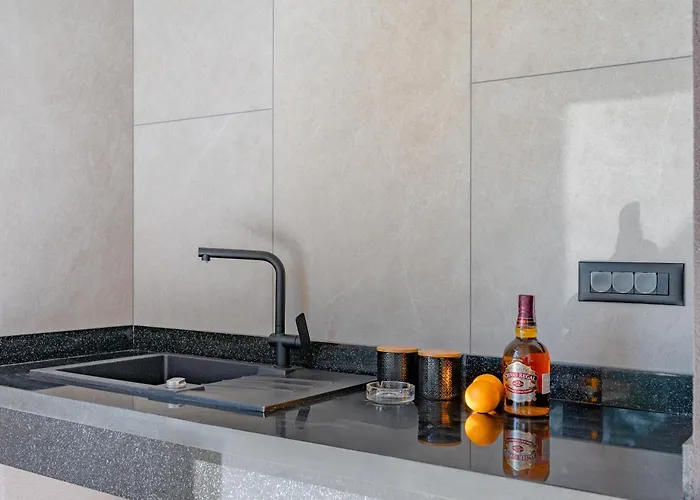 Vila Kalea With Pool, And Jacuzzi