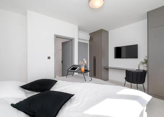 Vila Kalea With Pool, And Jacuzzi