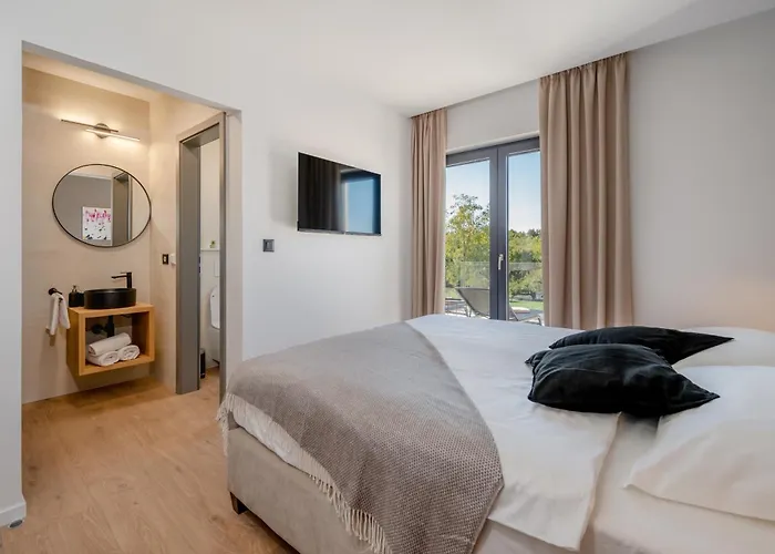 Kalea With Pool, And Jacuzzi Vila Veligolji